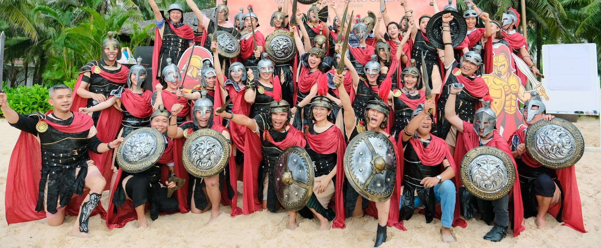 Học viên Beachcamp hóa trang chiến binh